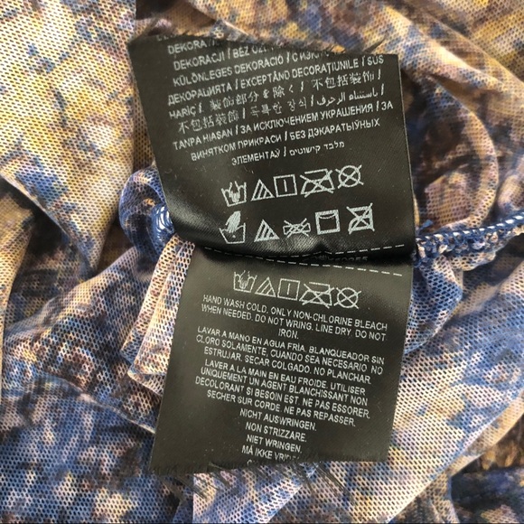 Guess Gauzy Sheer Long Sleeve V-Neck Top - Picture 4 of 8